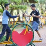 6 Olahraga Aman untuk Jantung Lansia yang Harus Diketahui