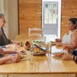 Panduan Makan Sehat: Jadwal Makan yang Tepat untuk Lansia